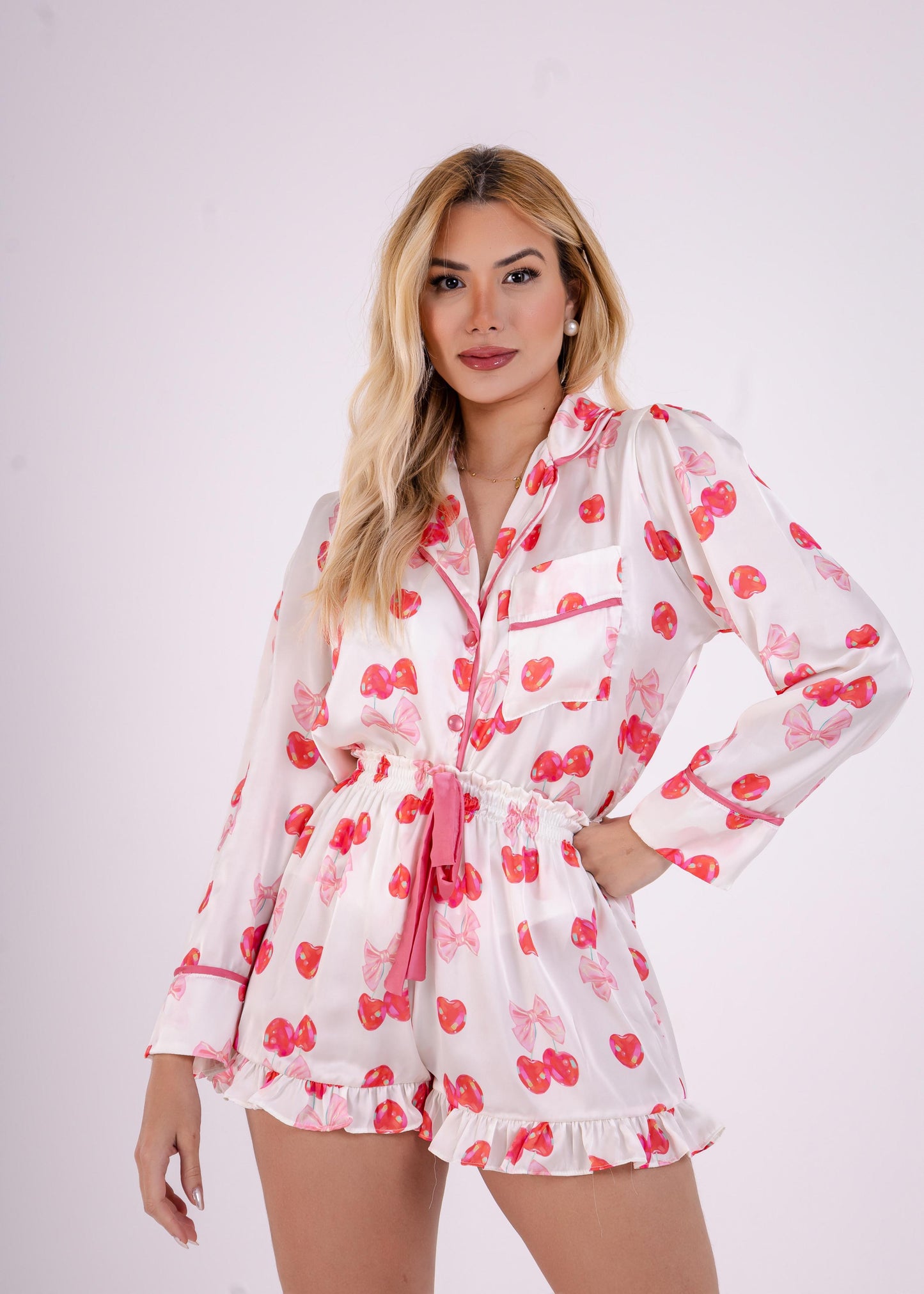 Édition Cerise Mignonne — Pijama Longo com Estampa Exclusiva e Babados