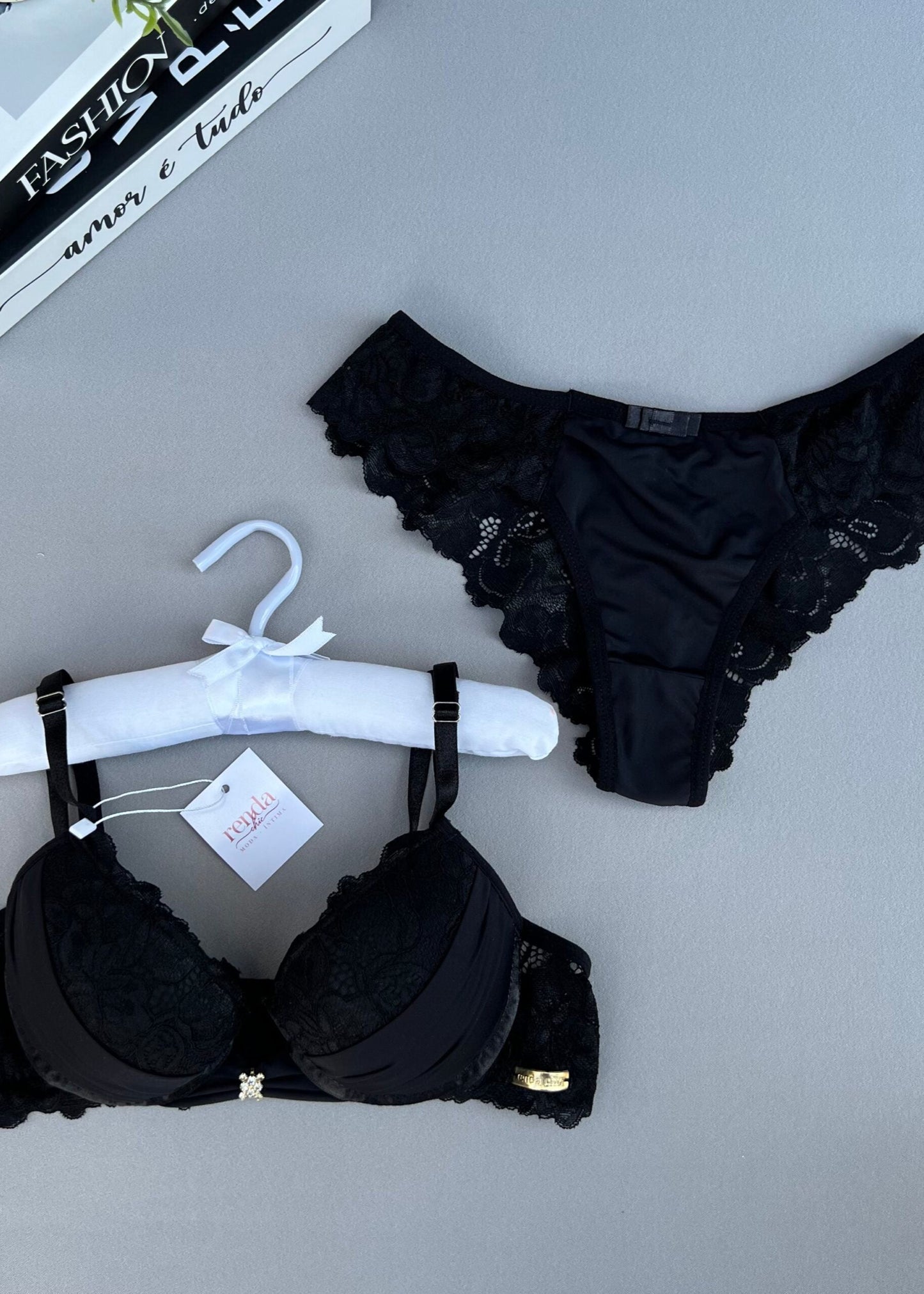 conjunto-victoria-aplicacoes-em-renda-preto-g