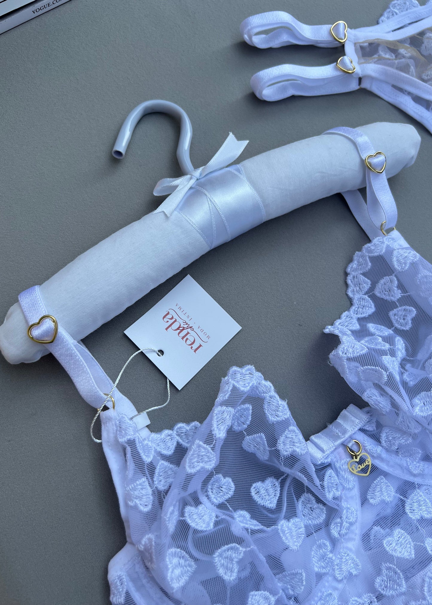 Conjunto Amour Désiré -  Tule bordado com corações - fio duplo