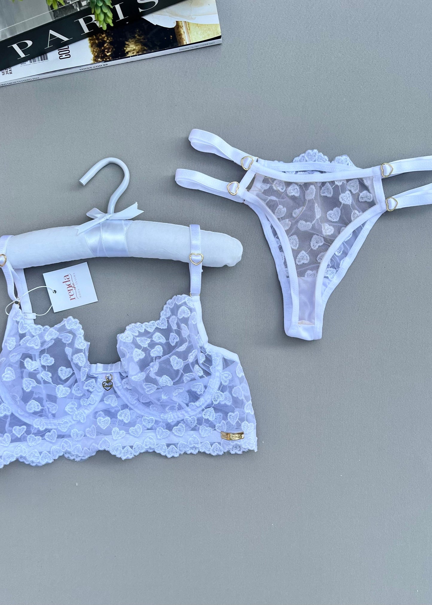 Conjunto Amour Désiré -  Tule bordado com corações - fio duplo