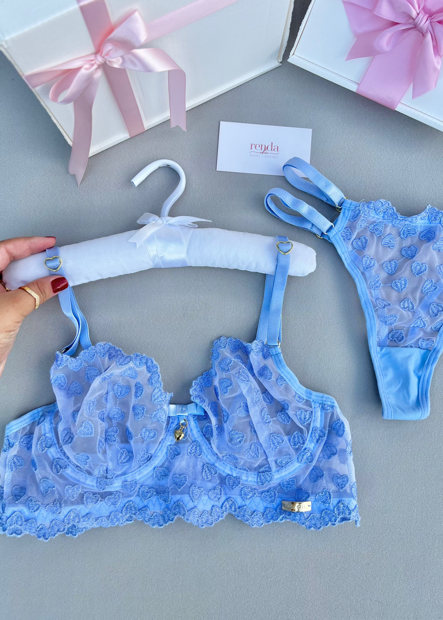 Conjunto Amour Désiré -  Tule bordado com corações - fio duplo