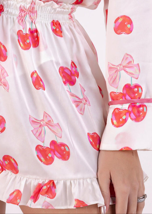 Édition Cerise Mignonne — Pijama Longo com Estampa Exclusiva e Babados
