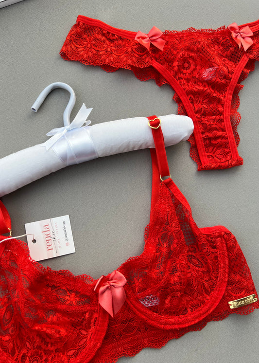 Conjunto Jolie Dentelle Poivron Rouge -  Em renda, detalhe frontal com laço de cetim