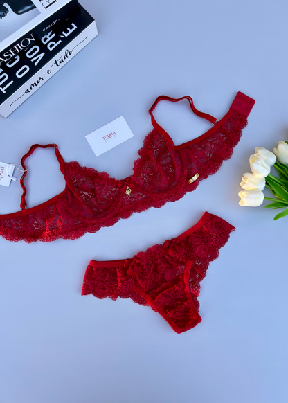 Conjunto Jolie Dentelle Rouge Passion -  Em renda, detalhe frontal com laço de cetim