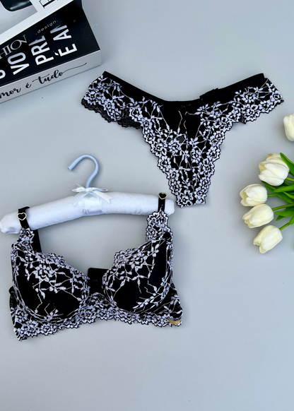 Conjunto Essentiel - Renda bicolor