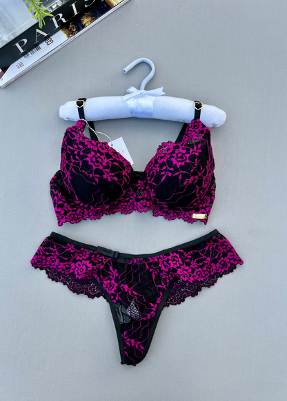Conjunto Essentiel - Renda bicolor