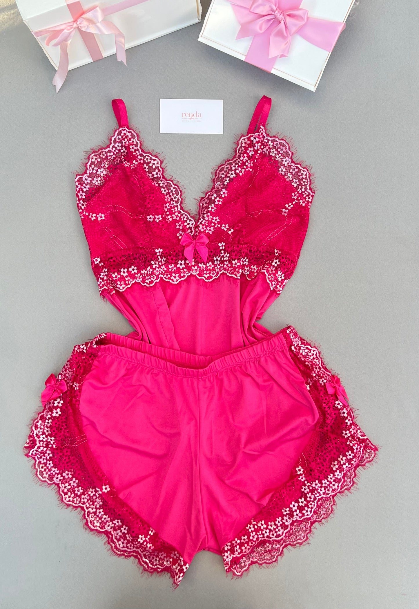 BABY DOLL AURORA – ROSA PINK COM BRANCO